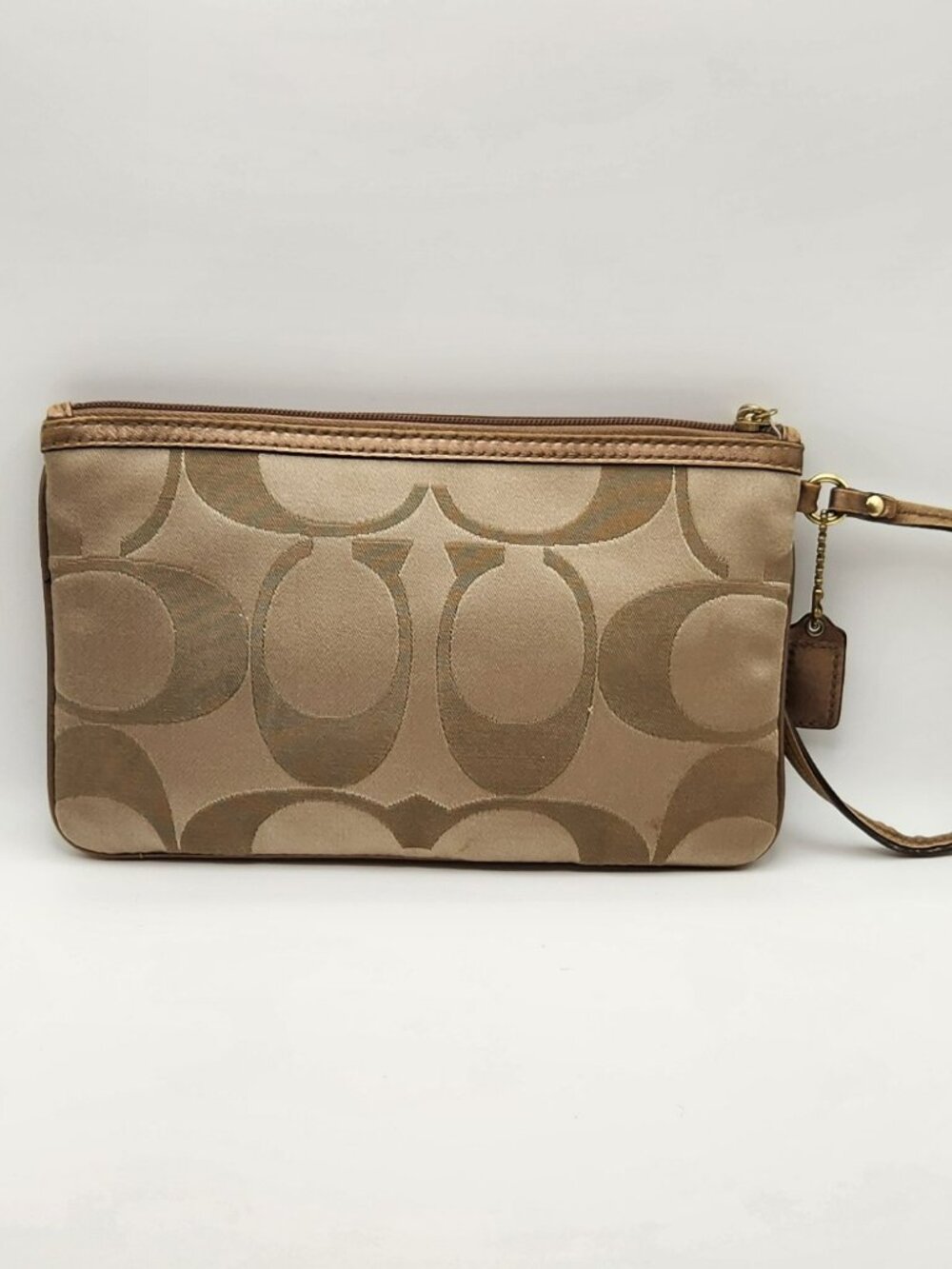 Coach wristlet with flower and hangtag brown purple GUC - Picture 2 of 4